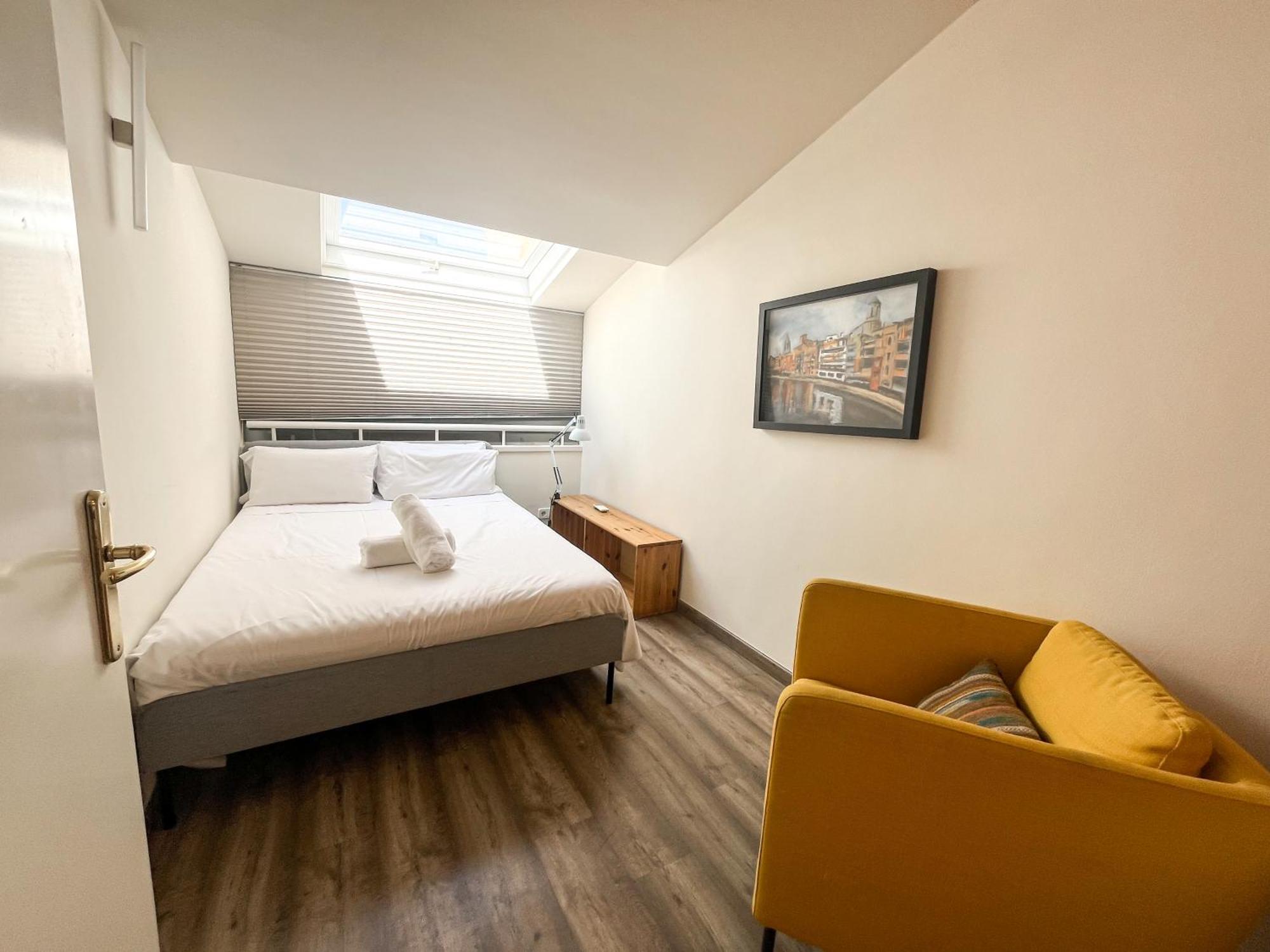 Sleep & Stay Luxury Top Floor Apt With Terrace خيرونا المظهر الخارجي الصورة