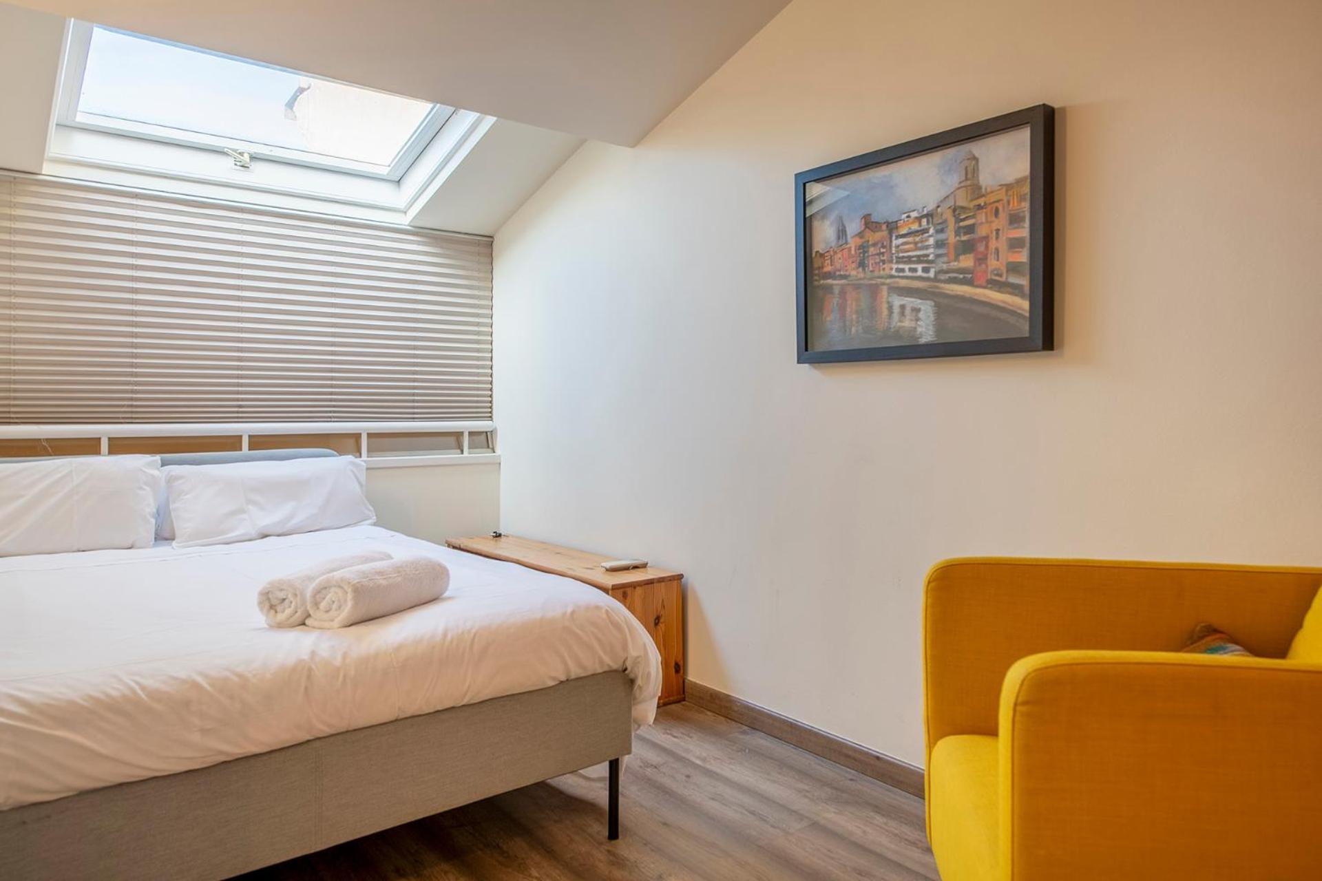 Sleep & Stay Luxury Top Floor Apt With Terrace خيرونا المظهر الخارجي الصورة